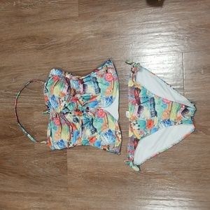 (M) OP Graphic Floral Colorful Pool Water Beach Resortwear California Cutout